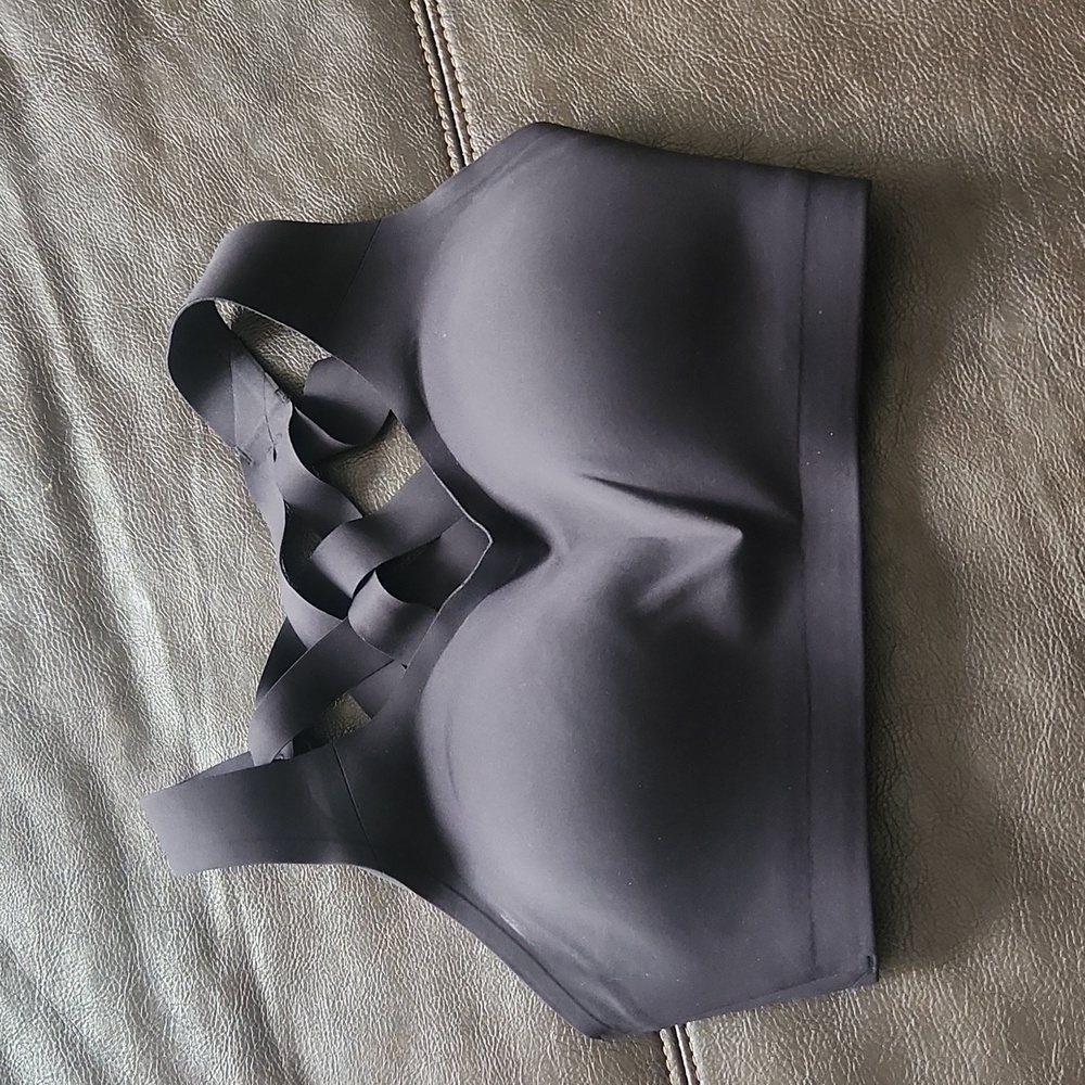 Lulu lemon black bra